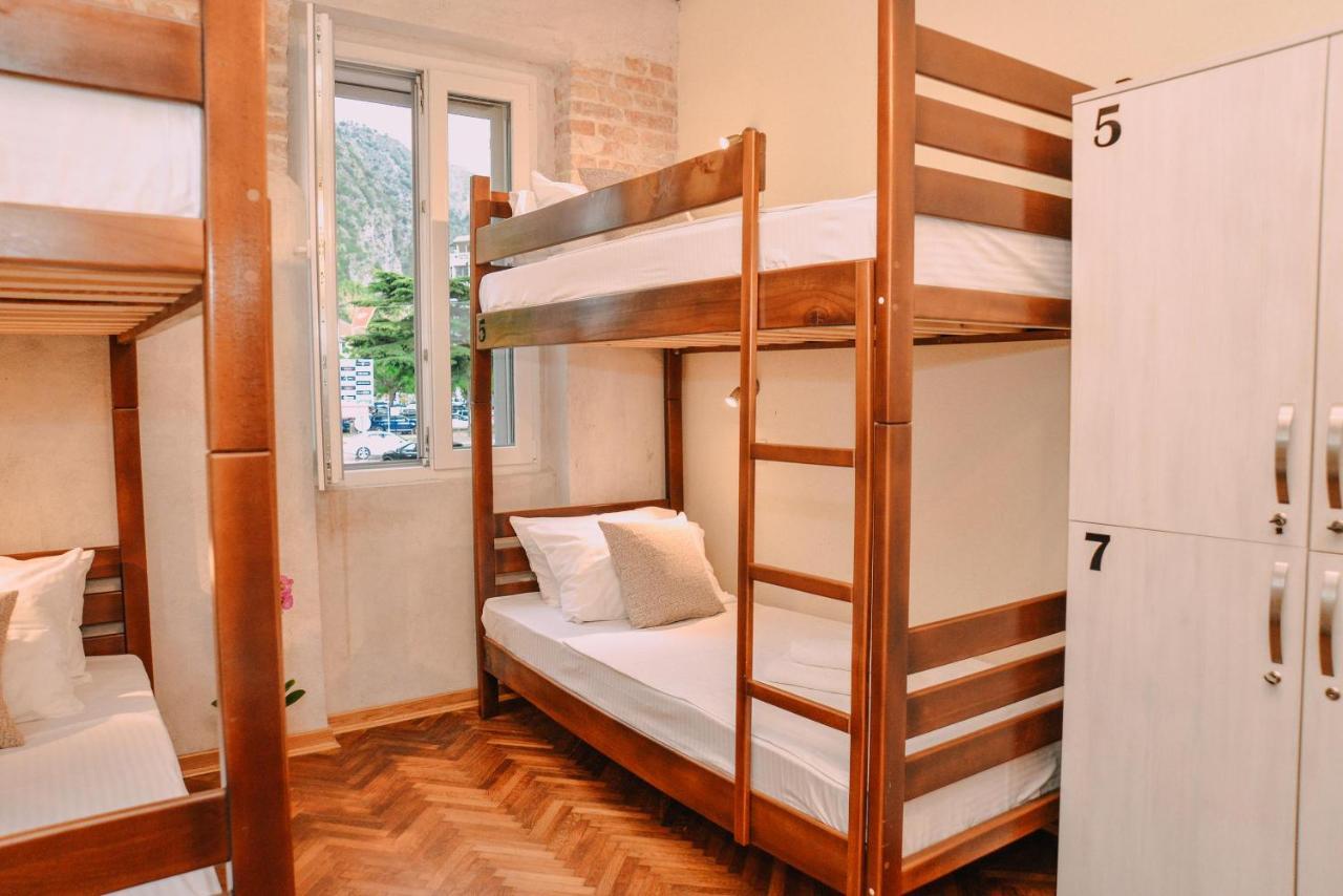 Step To Kotor Bay Guesthouse المظهر الخارجي الصورة