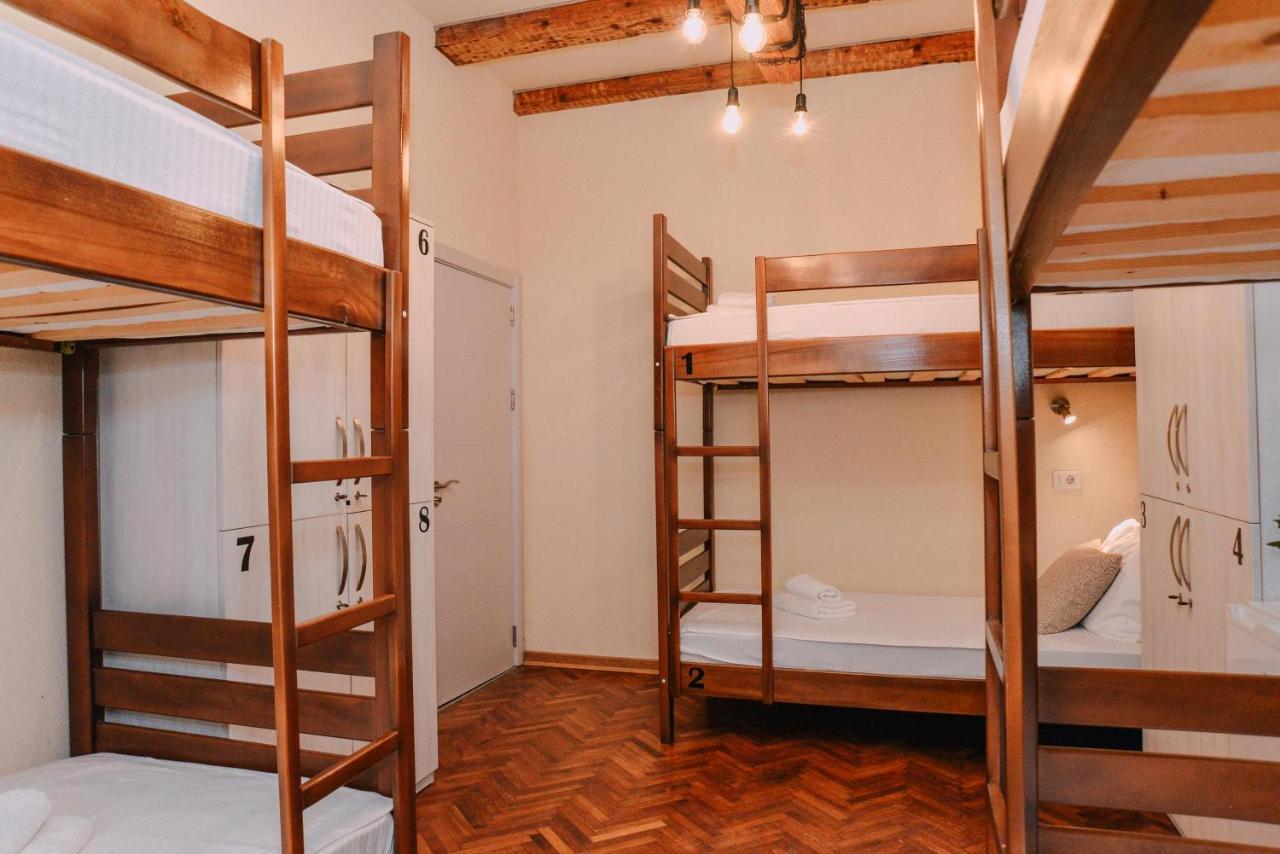 Step To Kotor Bay Guesthouse المظهر الخارجي الصورة