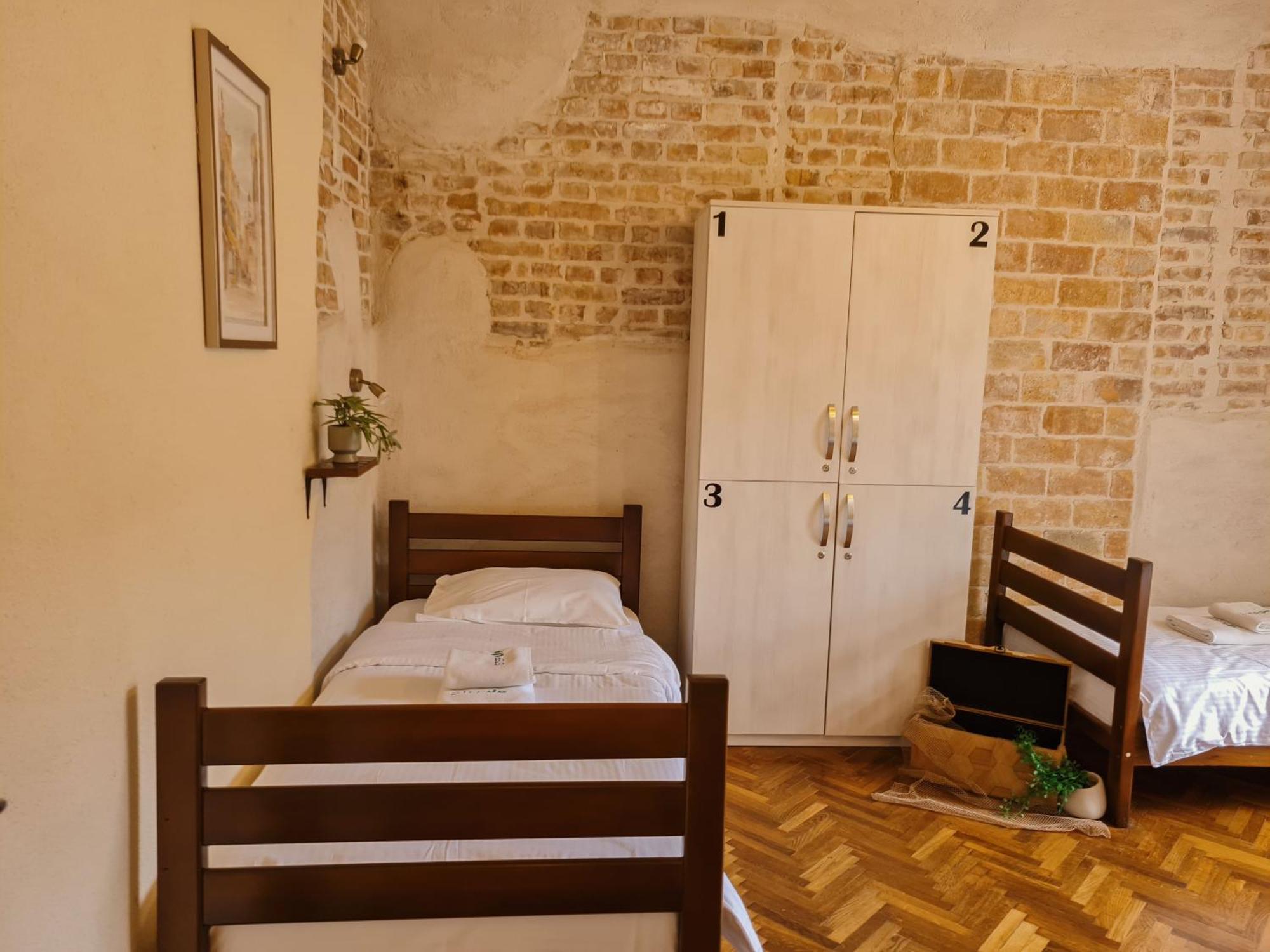 Step To Kotor Bay Guesthouse المظهر الخارجي الصورة
