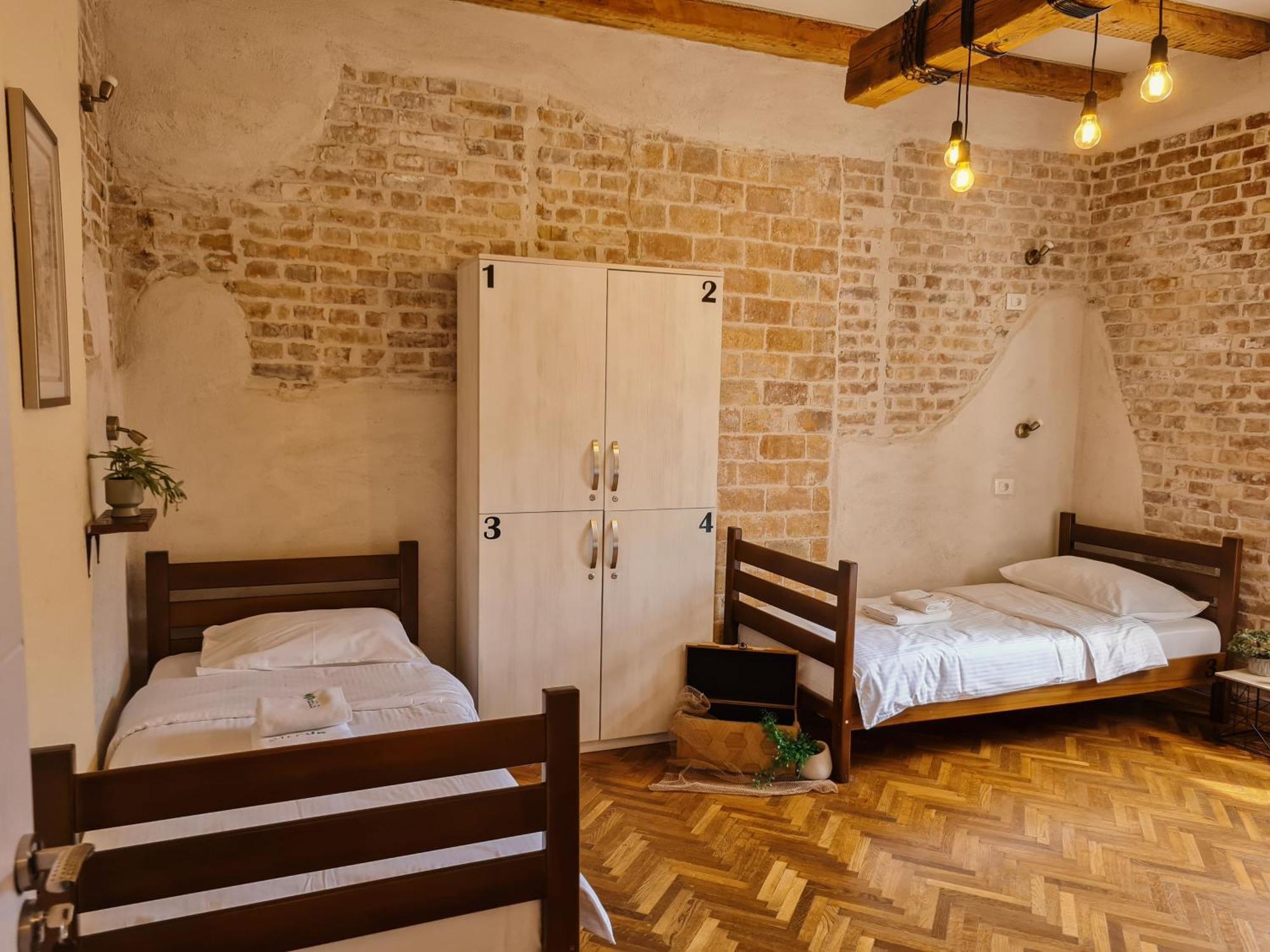 Step To Kotor Bay Guesthouse المظهر الخارجي الصورة